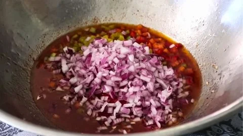 Rinse the onion